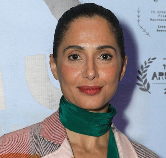 Camila Pitanga revela que teve celular roubado e faz alerta