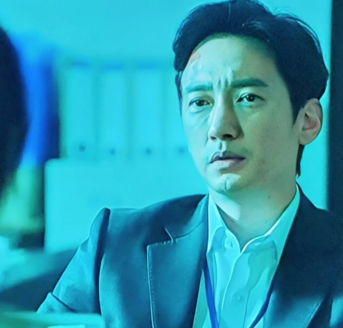 Lee Sang-bo, ator coreano, morre aos 44 anos; polícia investiga causas