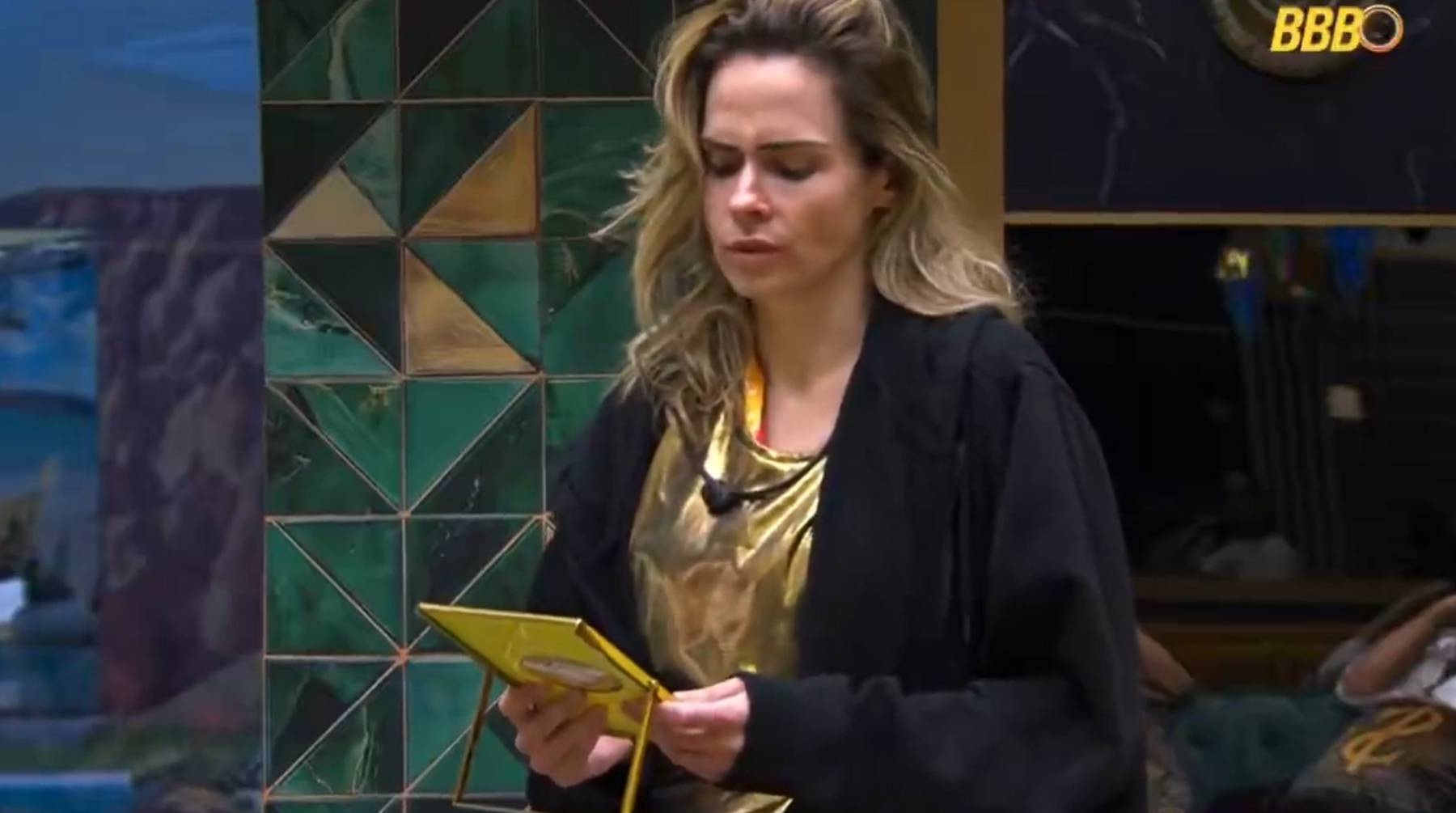 Castigo do Monstro é temporariamente suspenso após Ana Paula relatar fortes dores: <i>- Operei a coluna</i>