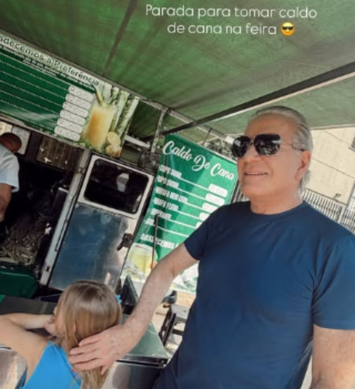 Roberto Justus tem dia bem comum em família e se delicia com caldo de cana; veja imagens!