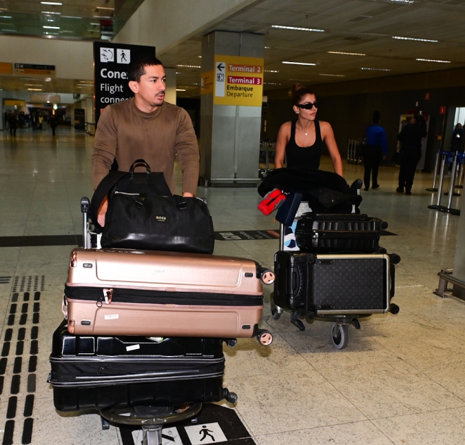 Após quase ser deportado, irmão de Anitta desembarca no Brasil