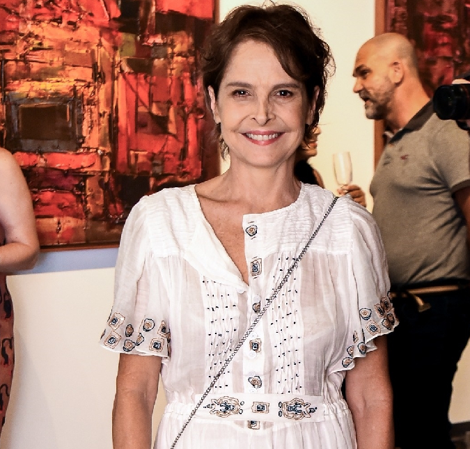 Drica Moraes alerta sobre golpe nas redes sociais: <i>Não caiam nessa baranga</i>