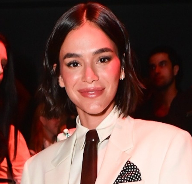Bruna Marquezine renova o visual e recebe chuva de elogios: <i>Ficou um espetáculo</i>