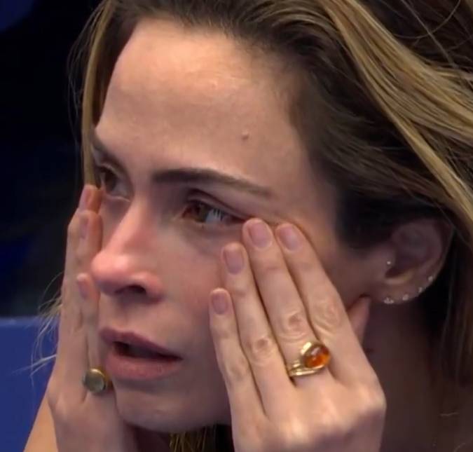 Ana Paula Renault decide continuar no <i>BBB26</i> após receber a notícia da morte do pai