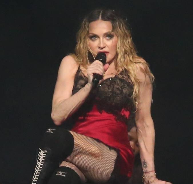 Madonna tem itens de acervo pessoal roubados após participação surpresa no <i>Coachella</i>