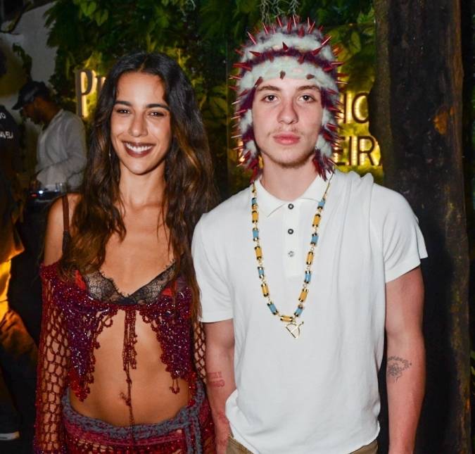 Marina Sena comemora terceiro lugar de Juliano Floss no <i>BBB26</i> e se derrete: <i>Vem pros meus braços</i>