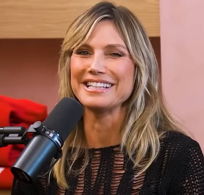 Chocante! Heidi Klum se transforma em estátua viva e surge irreconhecível no <i>Met Gala 2026</i>