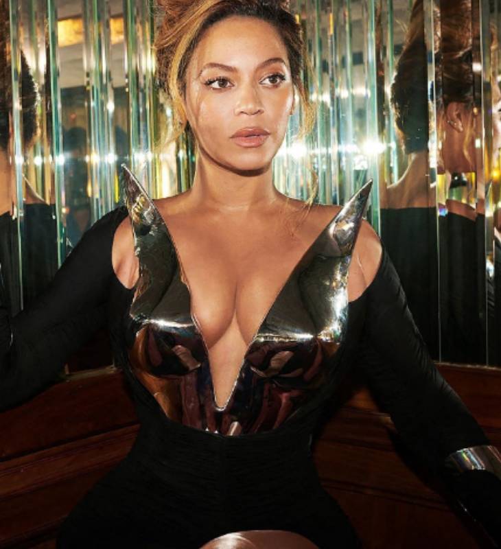Beyoncé volta ao <i>Met Gala 2026</i> após 10 anos como anfitriã e reúne a família em aparição rara