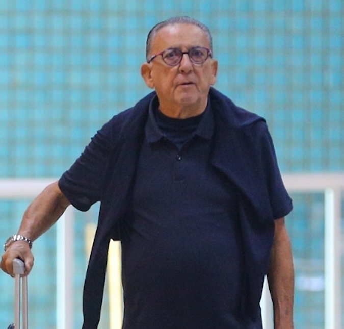 Galvão Bueno já tem data para voltar ao <i>SBT</i> após cirurgia nos olhos