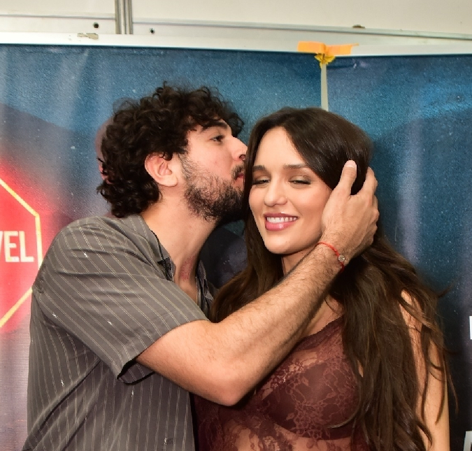 Nattan posta vídeo se declarando para Rafa Kalimann: <i> É um sinônimo tão grande de força que eu nunca vi</i>