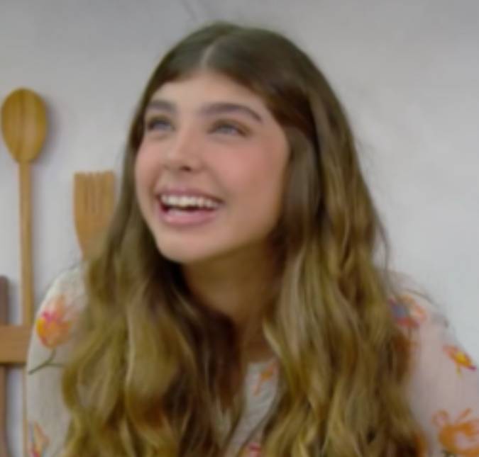 Tamanho de filha de Grazi Massafera, Sofia Massafera, chama a atenção durante <i>Mais Você</i>