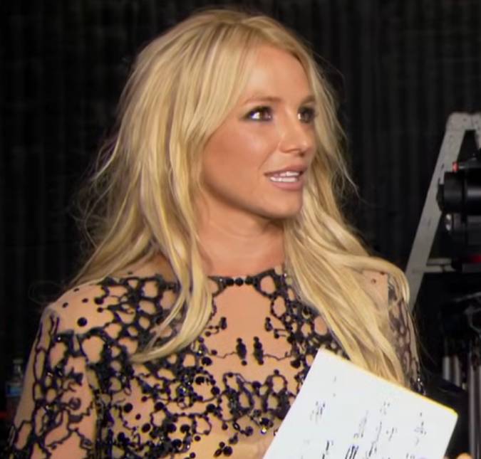 Britney Spears reaparece após polêmica em restaurante e tenta evitar <i>paparazzi</i>