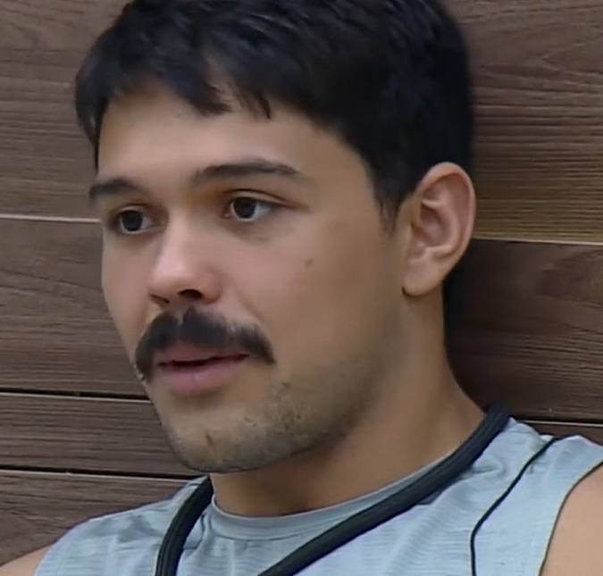 Pimenta na comida! Matheus revela estratégia para desestabilizar Parças... Veja o que rolou na madrugada em <i>Casa do Patrão</i>