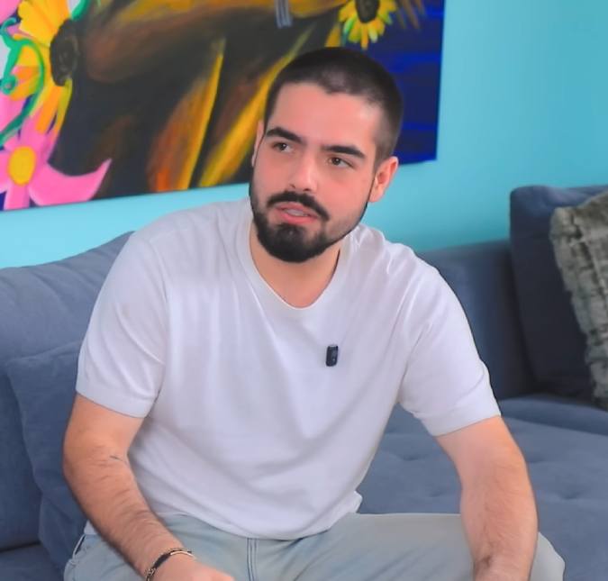 João Silva revela idade que perdeu a virgindade: <i>O mais divertido de você passar por isso é contar pros amigos</i>
