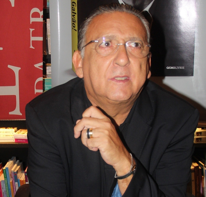 Galvão Bueno fala sobre cirurgia na coluna que irá realizar