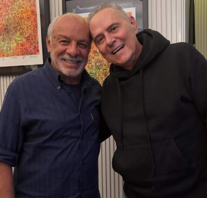 Fora da Copa do Mundo para focar na saúde, Luis Roberto recebe visita de comentarista da TV Globo