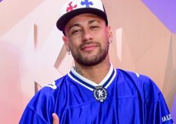 Após polêmica troca de ofensas em jogo do Santos, Neymar Jr. compartilha desabafo: <i>Facilidade enorme em criticar</i>