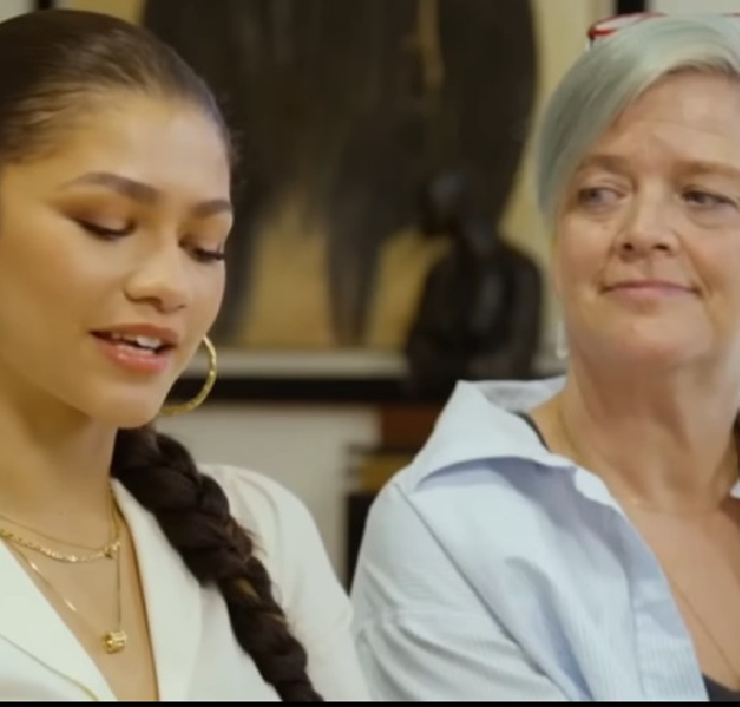 Mãe de Zendaya chama atenção ao comentar sobre o final de <i>Euphoria</i>: <i>Definitivamente me deixou triste</i>