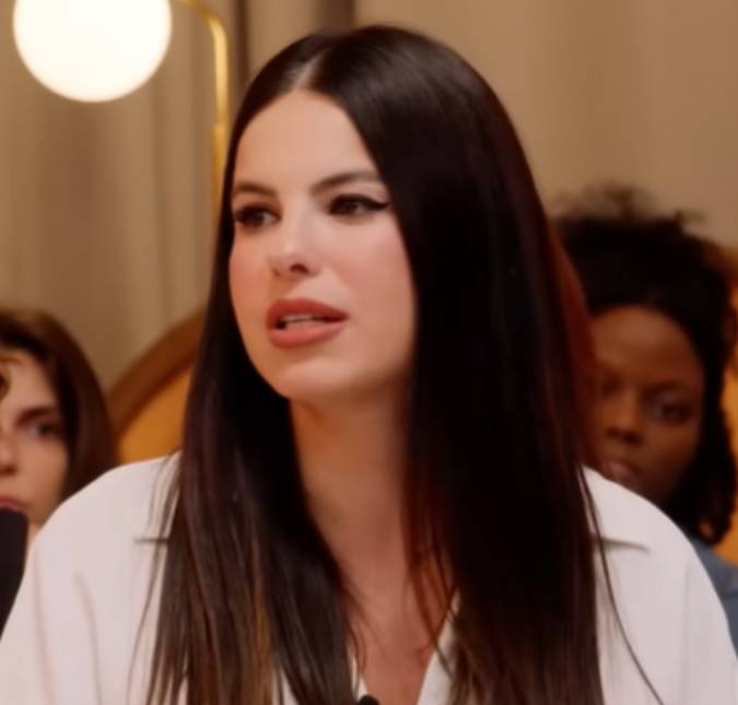 Sthefany Brito relata susto com filho recém-nascido após amamentação: <i>Notei sangue no cantinho da boca dele</i>