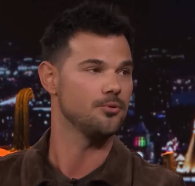 Taylor Lautner revela sexo do primeiro filho com a esposa: <i>Nosso segredinho agora é seu</i>