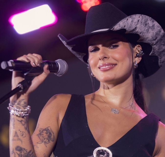 Ana Castela dá resposta certeira após receber crítica de internauta sobre seu bumbum