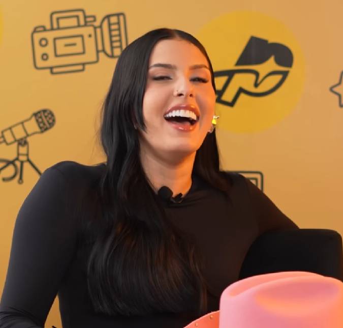 Ana Castela brinca sobre Dia dos Namorados:<i>- Se me der a doida, ligo pra ele</i>
