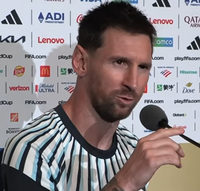 Lionel Messi se declara à família após noite histórica com três gols