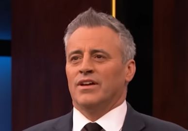 Matt LeBlanc homenageia James Burrows, lendário diretor de Friends