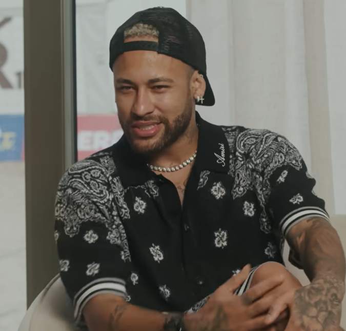 Em dia de estreia na Copa do Mundo, pai de Neymar Jr. recicla mensagem dele de 2018: <i>Só quem cai pode se levantar</i>