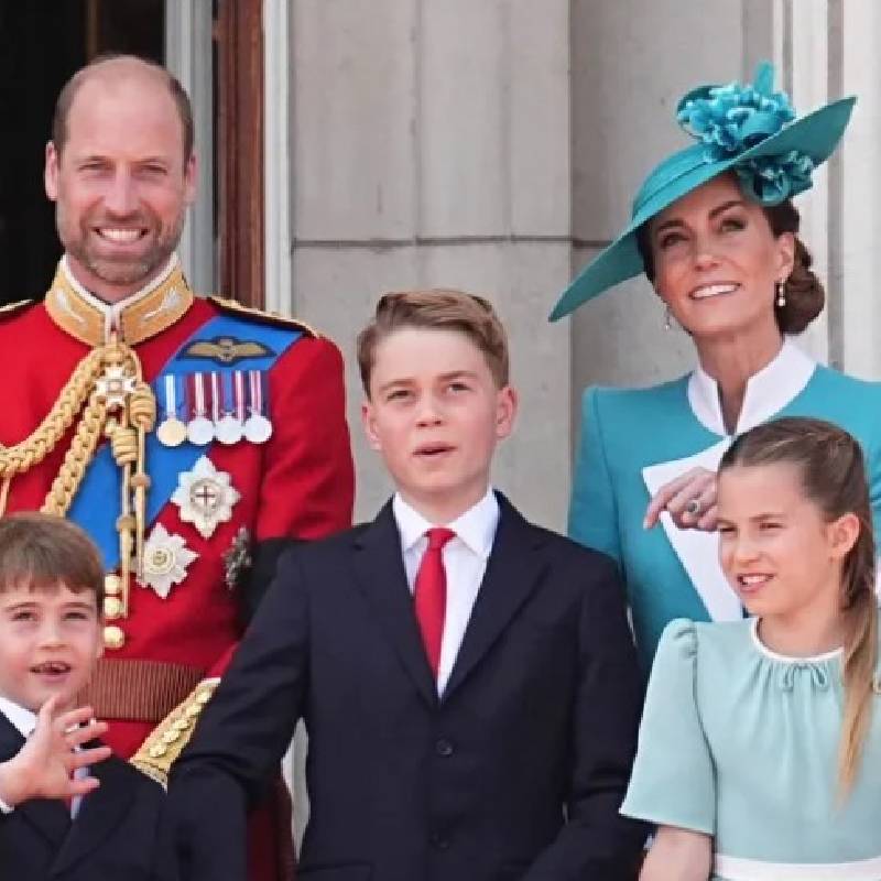Príncipe George seguirá os passos do pai e estudará em um colégio tradicional britânico