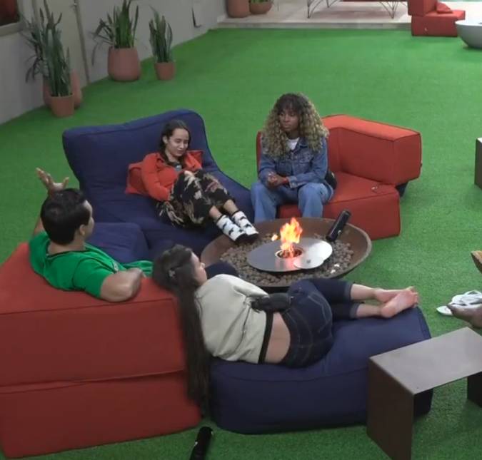 Após mais uma eliminação na <i>Casa do Patrão</i>, moradores conversam sobre possíveis caminhos que o jogo pode tomar