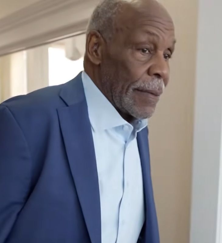 Danny Glover, Lady Gaga, Carol Castro... Saiba quem são as celebridades diagnosticadas com Alzheimer, lúpus ou fibromialgia