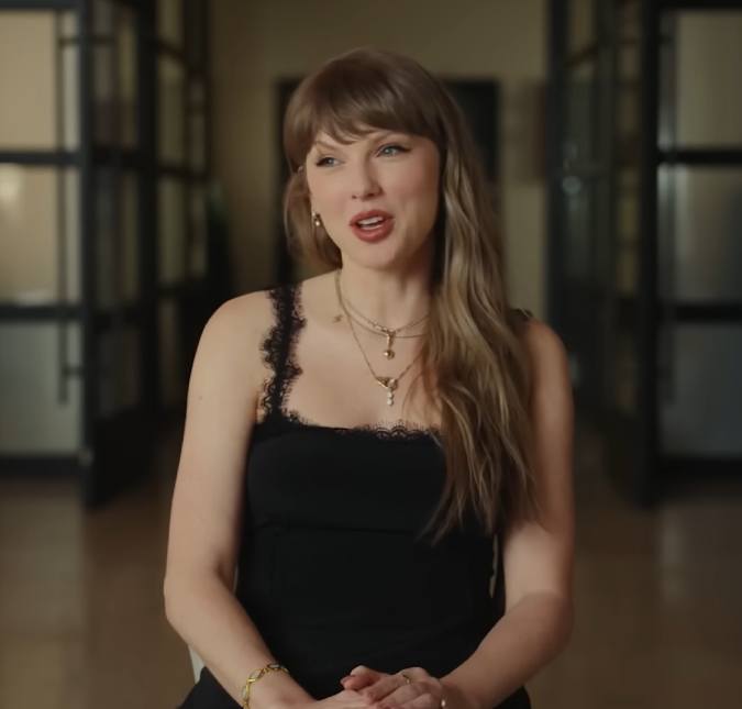 Taylor Swift teria usado vestido de casamento personalizado pela Dior, afirma site