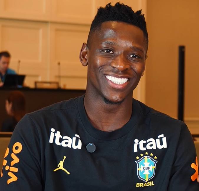 Jogador da seleção brasileira, Luiz Henrique anuncia gravidez da esposa