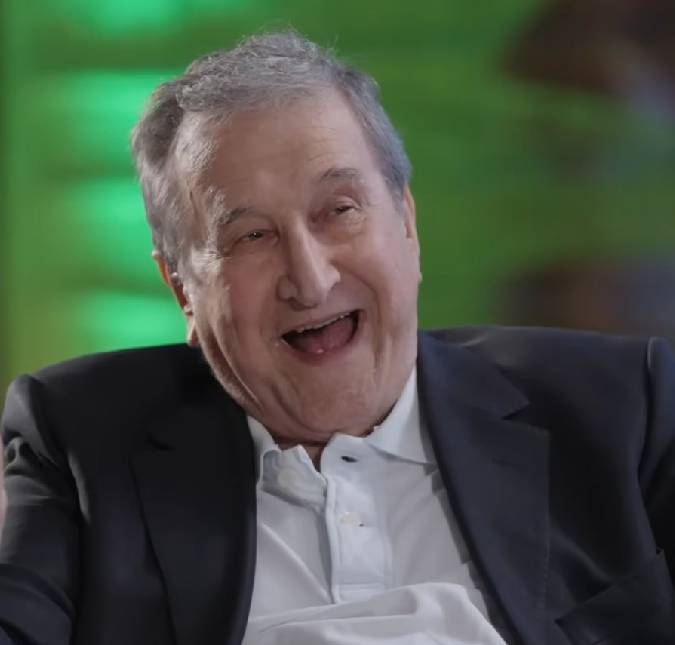 Parreira apresenta evolução no tratamento e pode deixar a UTI nos próximos dias