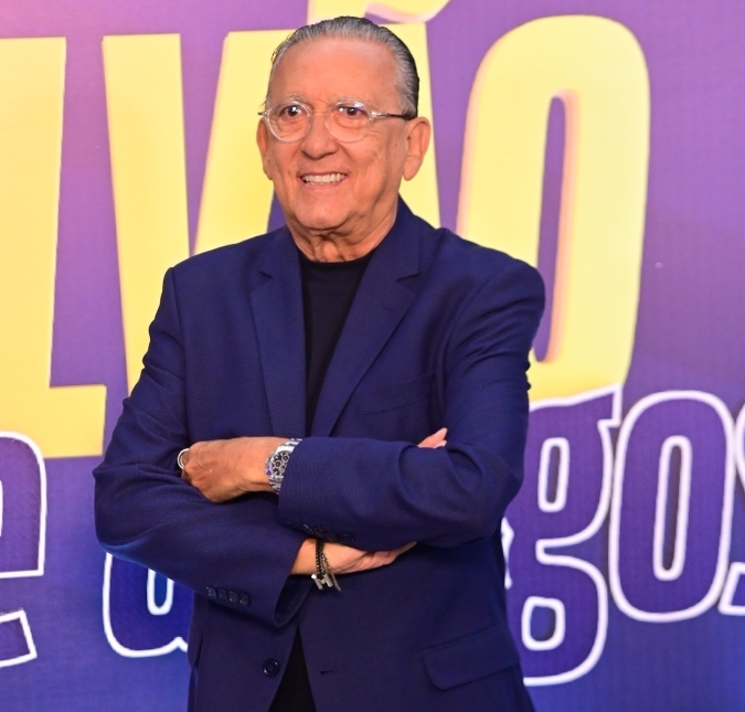 Galvão Bueno celebra aniversário do filho com linda homenagem: <i>Tenho muito orgulho</i>