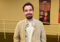 Filho de Faustão, João Silva relembra relação com Hebe Camargo e fala sobre carinho pelo <i>SBT</i>: <i> Estou tão feliz</i>