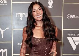 Exibindo corpo definido no leilão de Neymar Jr., Ana Castela abre jogo sobre rotina de treinos: <I>Estou virando atleta</i>
