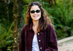 Nanda Costa revela insegurança com o corpo após postar foto de biquíni: <i>Estou realmente num relacionamento sério com ser feliz</i>