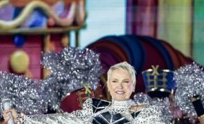 Xuxa Meneghel abre álbum de fotos com Shawn Mendes, Bruna Marquezine e mais famosos após turnê. Veja!
