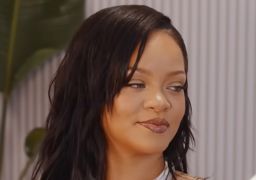 Rihanna visita Barbados, sua terra natal, ao lado dos três filhos: <i>Surreal como a vida funciona</i>