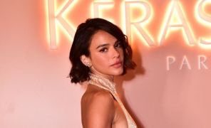 Bruna Marquezine exibe cobertura luxuosa ao fazer ioga; vista privilegiada chama atenção