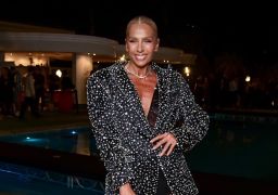 Adriane Galisteu abre álbum de fotos de viagem para Suíça ao lado da família: <i>Juntos e de bike</i>