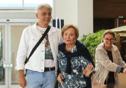 Em despedida, fisioterapeuta de Glória Menezes compartilha como era a rotina da atriz: <i>Dez voltas todos os dias</i>