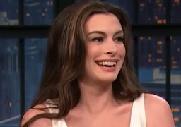 Anne Hathaway revela que ela e equipe de <i>O Diário da Princesa 3</i> insistiram no retorno de Julie Andrews