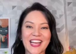 Geovanna Tominaga se emociona com volta da <i>TV Globinho</i> e pede: <i>Tomara que volte de vez</i>