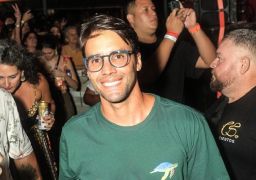 Após retomar romance com Daniel Cady, ex de Ivete Sangalo, nova namorada tem aprovação das cunhadas: <i>Deusa</i>