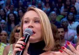 Mariana Ximenes se emociona ao falar sobre morte de Laura Cardoso e Glória Menezes: <I>Perdi duas avós ao mesmo tempo</i>