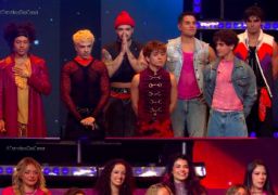 Anitta causando, grupo <i>Pop</i> definido e Belo cantando com Junior Lima...Veja tudo o que rolou na estreia do <i>Estrelas da Casa</i>