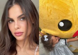 No Japão, Amanda Kimberlly mostra encontro de Helena com o Pikachu: <i>Quando ele foi embora... Foi choradeira, tadinha</i>